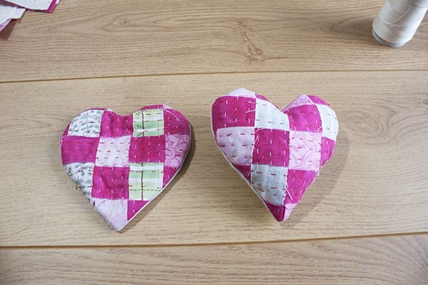 Quilted Heart Mug Rug Tutorial
