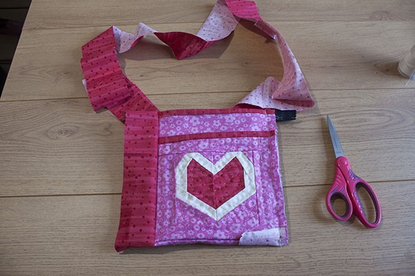 Make A Patchwork Bag For Valentine's Day